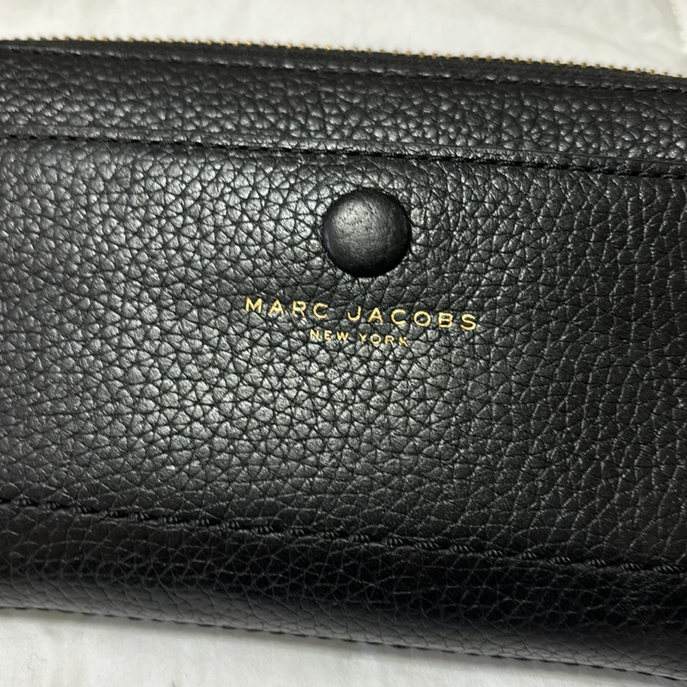 Marc Jacobs Wallet - Picture 5 of 6